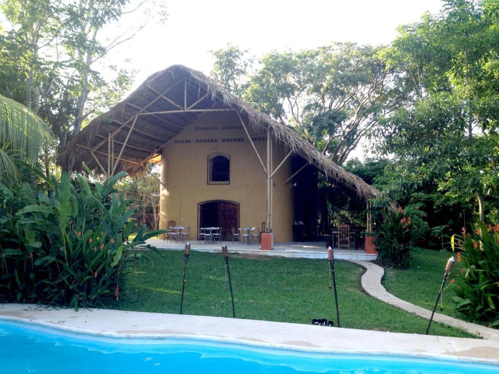 El Colombre Villa Palenque Exterior photo